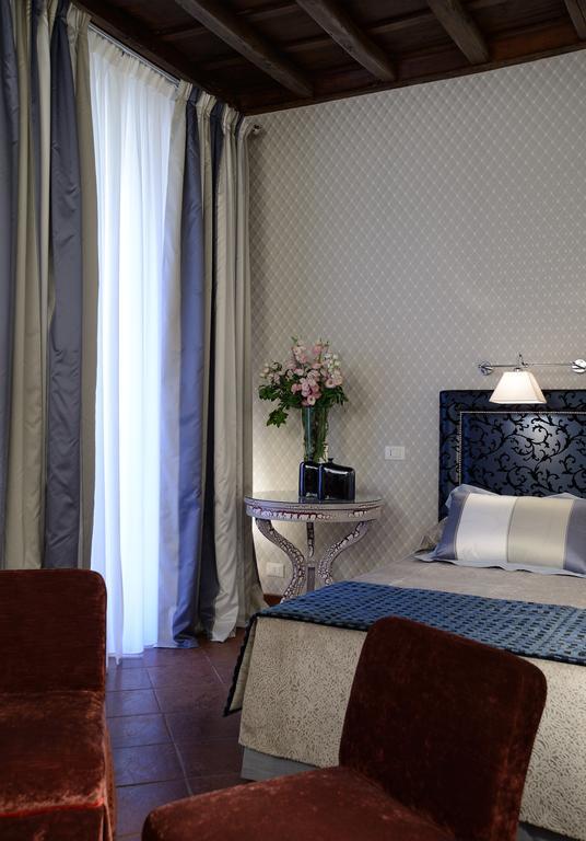 Frattina 122 Hotel Рим Екстериор снимка