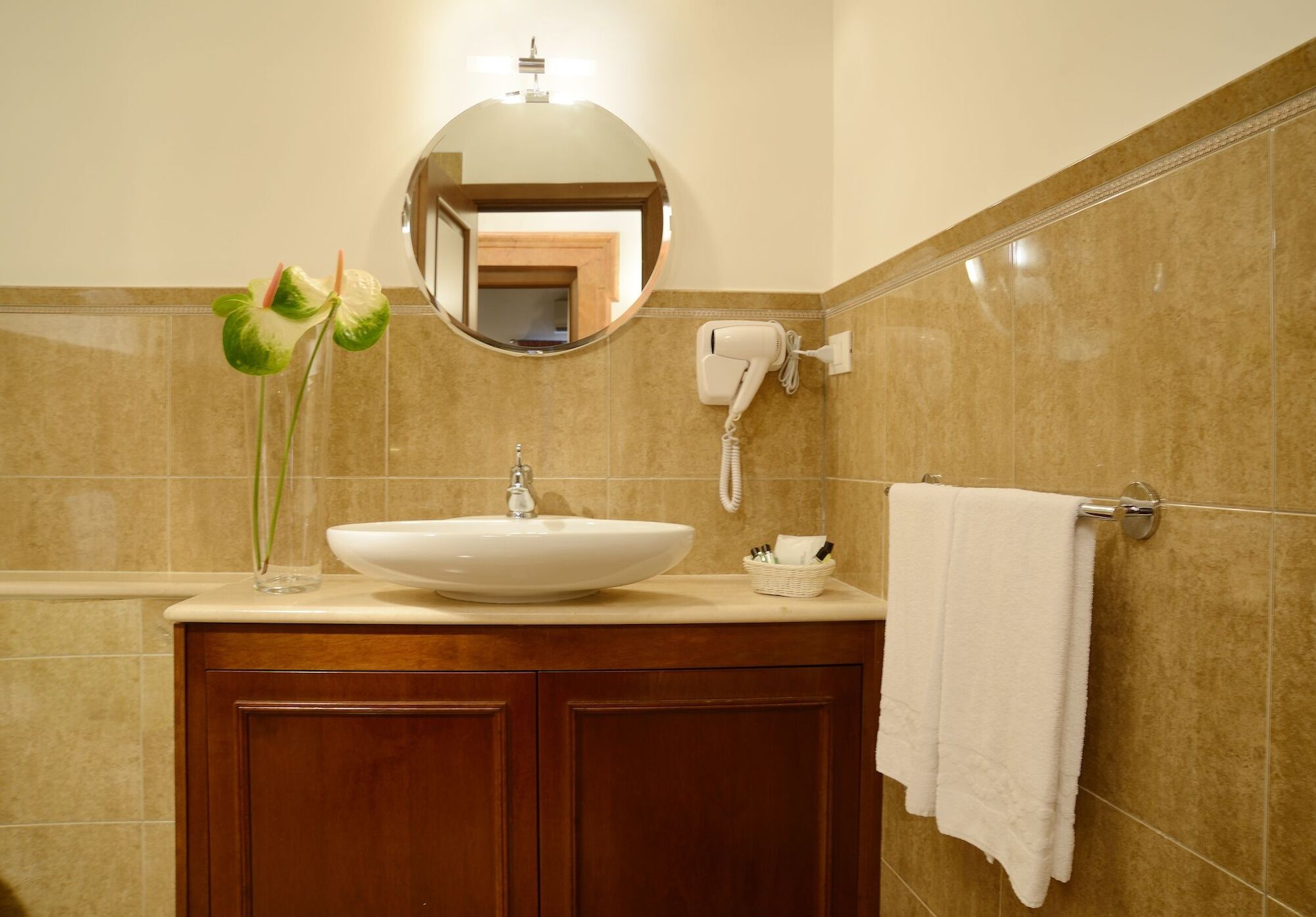 Frattina 122 Hotel Рим Екстериор снимка